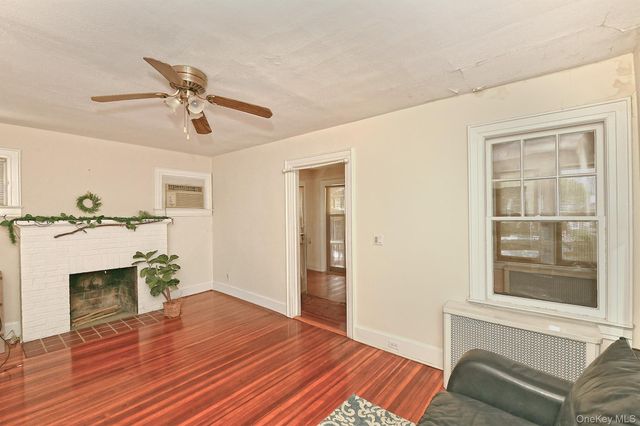 51 Bellmore Street, Floral Park, NY 11001