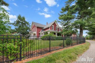 273 W Division Street Ne, Rockford City, MI 49341