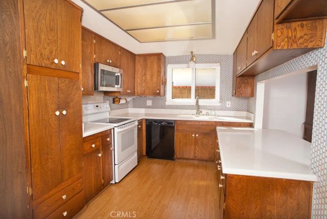 5437 Woodbury Street, Ventura, CA 93003