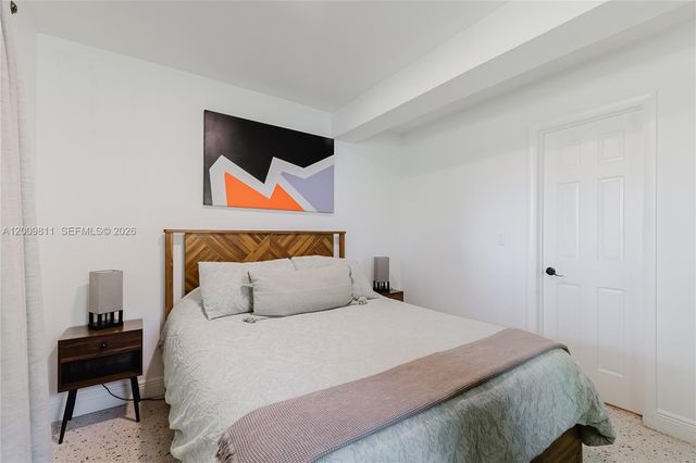 1106 N 13th Court, Hollywood, FL 33019