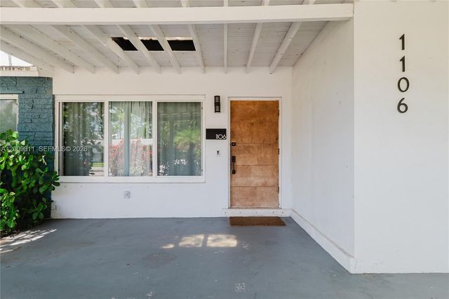 1106 N 13th Court, Hollywood, FL 33019