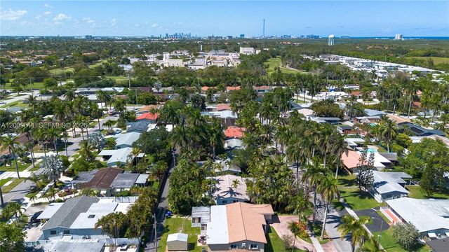 1106 N 13th Court, Hollywood, FL 33019