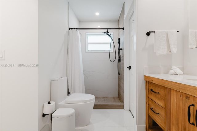 1106 N 13th Court, Hollywood, FL 33019