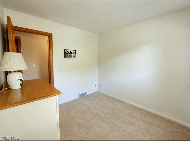 3438 Warren Meadville Road, Warren, OH 44410