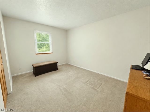 3438 Warren Meadville Road, Warren, OH 44410
