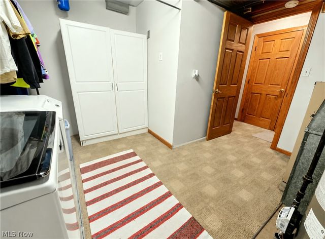 3438 Warren Meadville Road, Warren, OH 44410