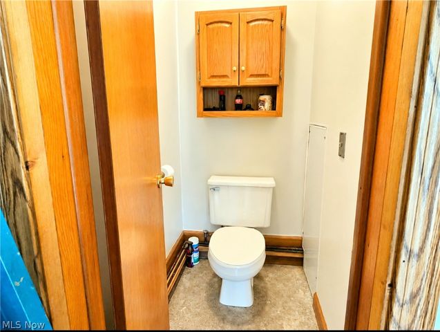 3438 Warren Meadville Road, Warren, OH 44410