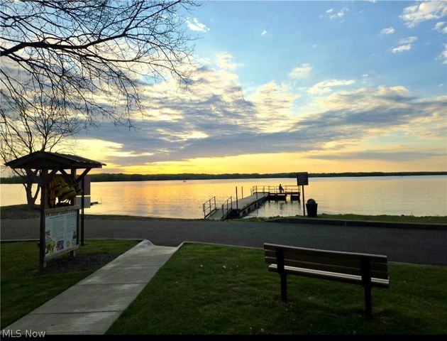 3438 Warren Meadville Road, Warren, OH 44410