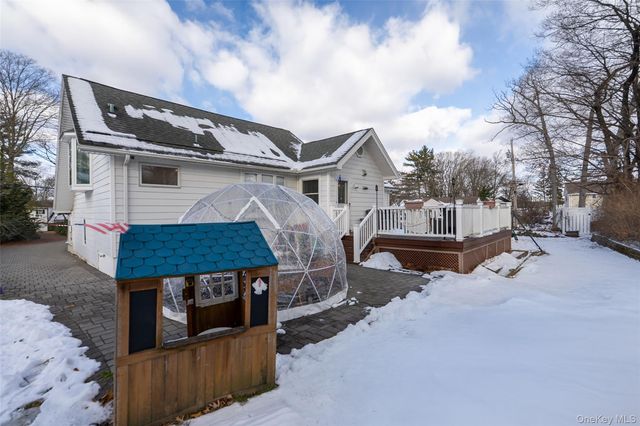 2 Henry Court, Nanuet, NY 10954