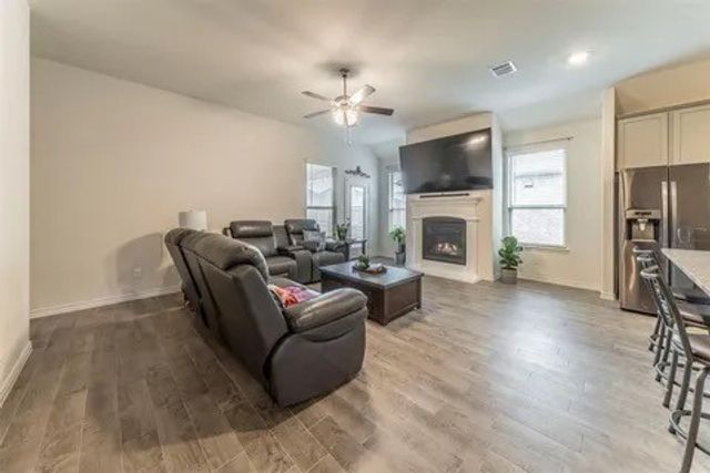 2926 Jasper Trail, Aubrey, TX 76227