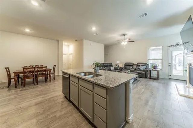 2926 Jasper Trail, Aubrey, TX 76227