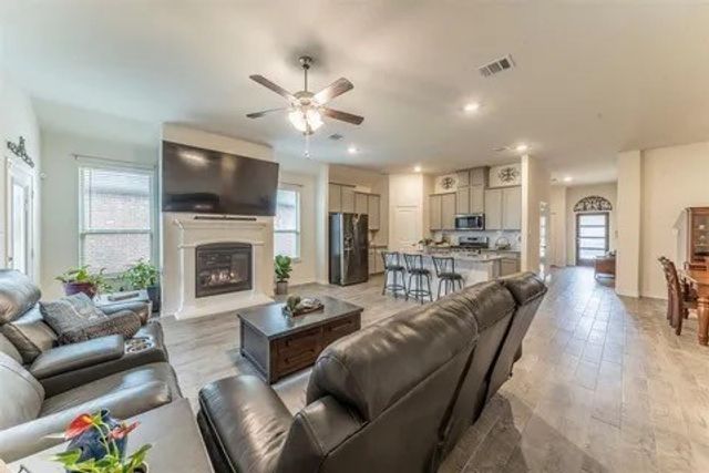 2926 Jasper Trail, Aubrey, TX 76227