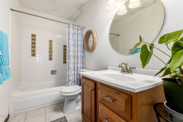 193 W Laguna Drive, Litchfield Park, AZ 85340