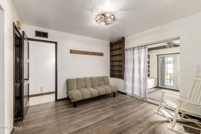 193 W Laguna Drive, Litchfield Park, AZ 85340