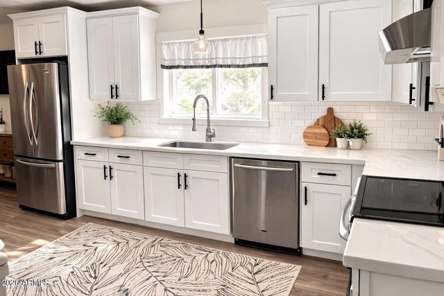 193 W Laguna Drive, Litchfield Park, AZ 85340