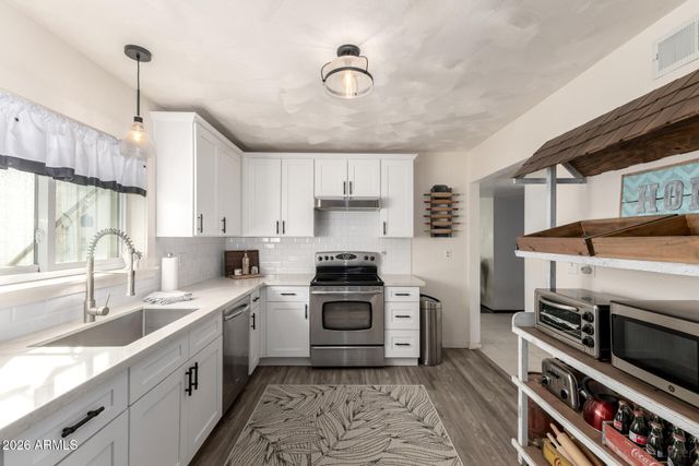 193 W Laguna Drive, Litchfield Park, AZ 85340