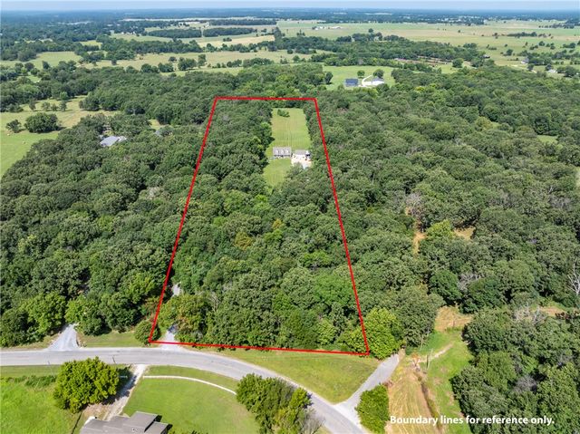 12039 Cripps Road, Gentry, AR 72734