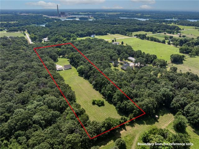12039 Cripps Road, Gentry, AR 72734