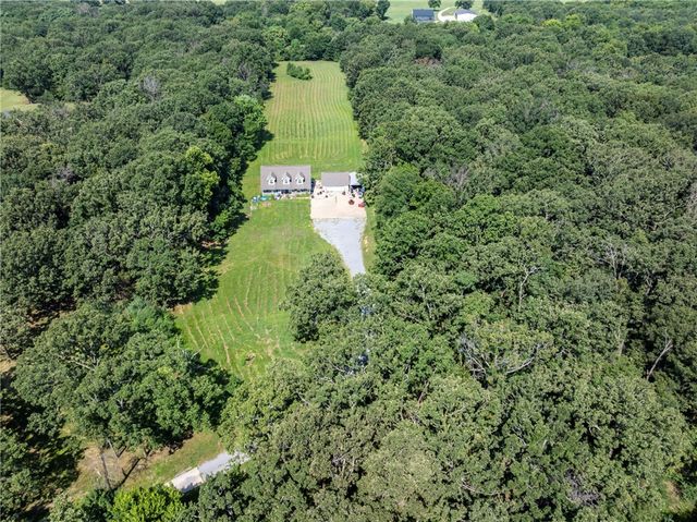 12039 Cripps Road, Gentry, AR 72734