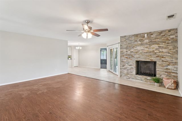 1126 Cordell Street, Denton, TX 76201