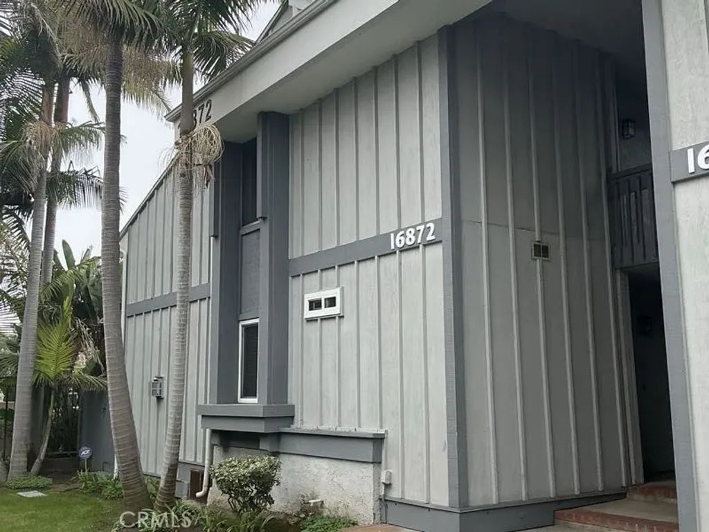16872 Pacific Coast 201, Huntington Beach, CA 92649