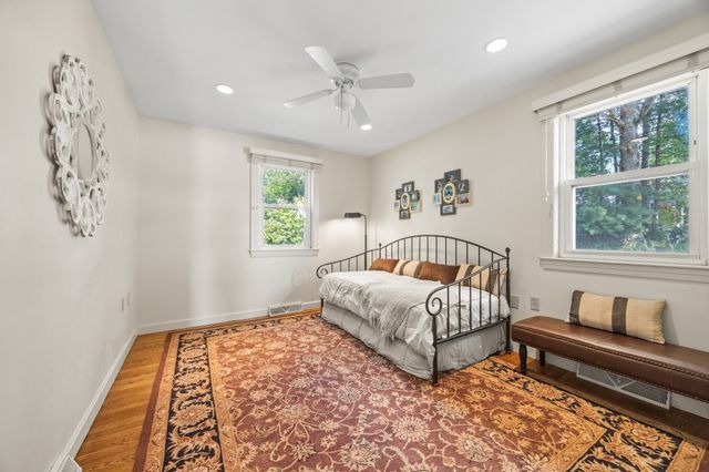 15 Hilltop Acres Drive, Lakeville, MA 02347