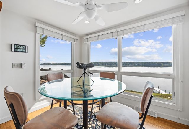 15 Hilltop Acres Drive, Lakeville, MA 02347