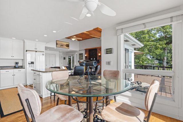 15 Hilltop Acres Drive, Lakeville, MA 02347