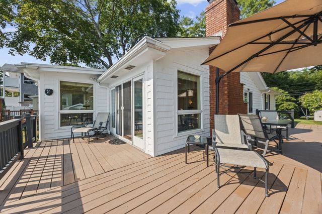 15 Hilltop Acres Drive, Lakeville, MA 02347