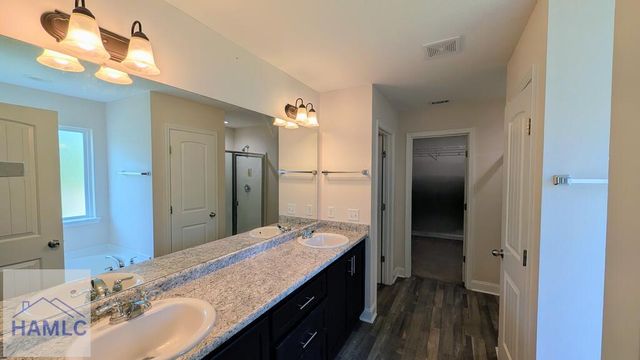 224 Whipple Avenue, Hinesville, GA 31313