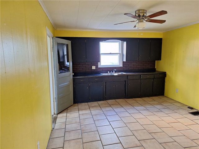 612 W 5th Street, Carrollton, MO 64633