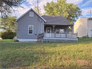 612 W 5th Street, Carrollton, MO 64633