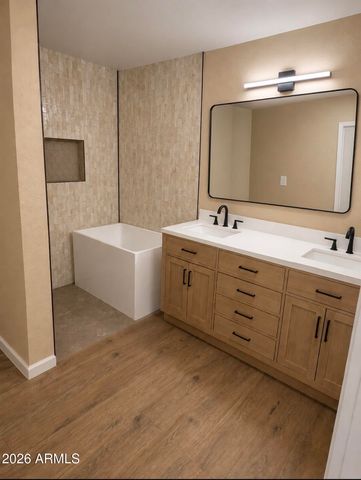 6433 W KINGS Avenue, Glendale, AZ 85306