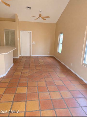 6433 W KINGS Avenue, Glendale, AZ 85306