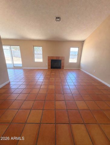 6433 W KINGS Avenue, Glendale, AZ 85306
