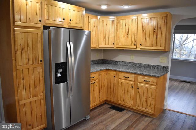 127 CEDAR LN, Reading, PA 19607