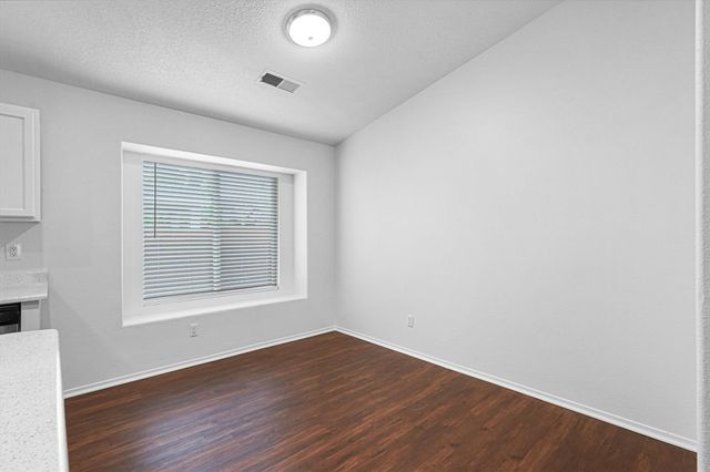 7623 Banyon Avenue NW, Albuquerque, NM 87114