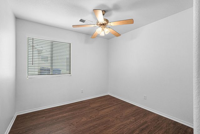 7623 Banyon Avenue NW, Albuquerque, NM 87114