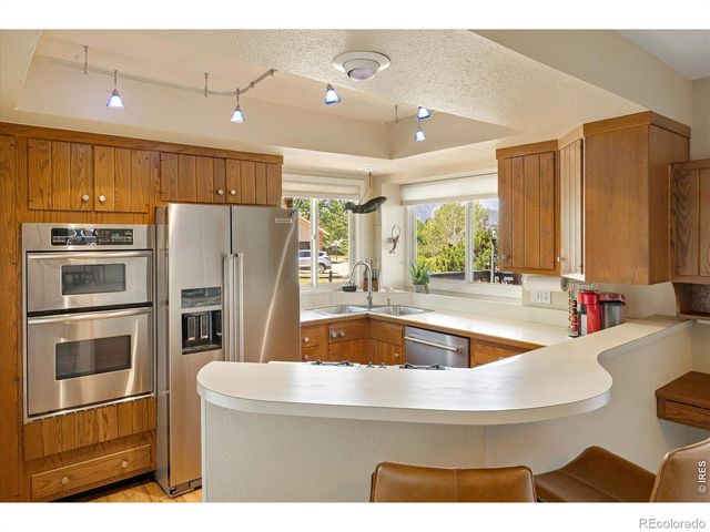 1032 Ridglea Way, Boulder, CO 80303