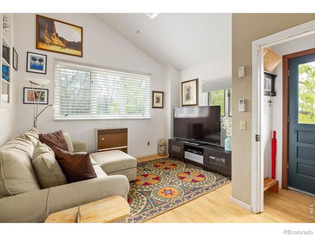 1032 Ridglea Way, Boulder, CO 80303