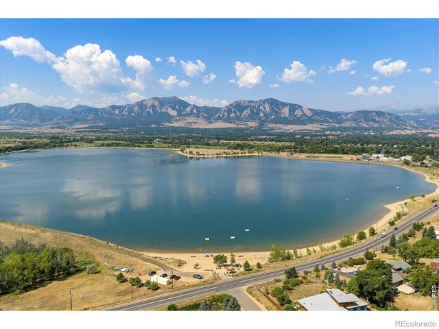1032 Ridglea Way, Boulder, CO 80303