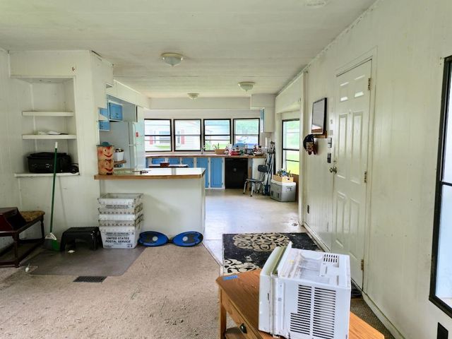 21 Wyman Road, Deering, NH 03244