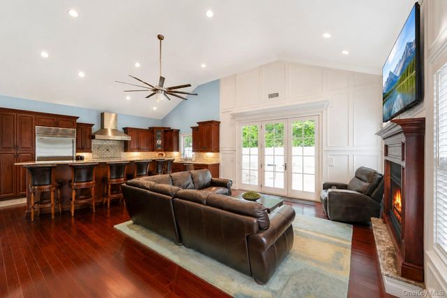 2553 Motor Parkway, Ronkonkoma, NY 11779