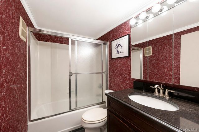 2553 Motor Parkway, Ronkonkoma, NY 11779