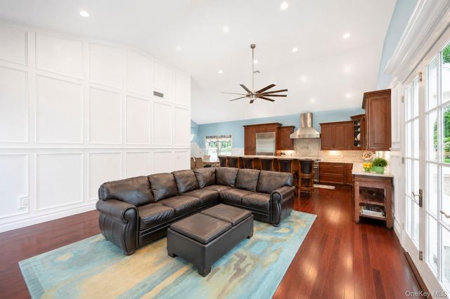 2553 Motor Parkway, Ronkonkoma, NY 11779