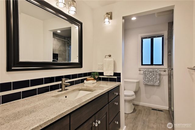 2805 N Bluff Road, Greenbank, WA 98253