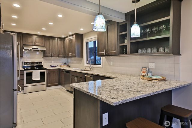 2805 N Bluff Road, Greenbank, WA 98253