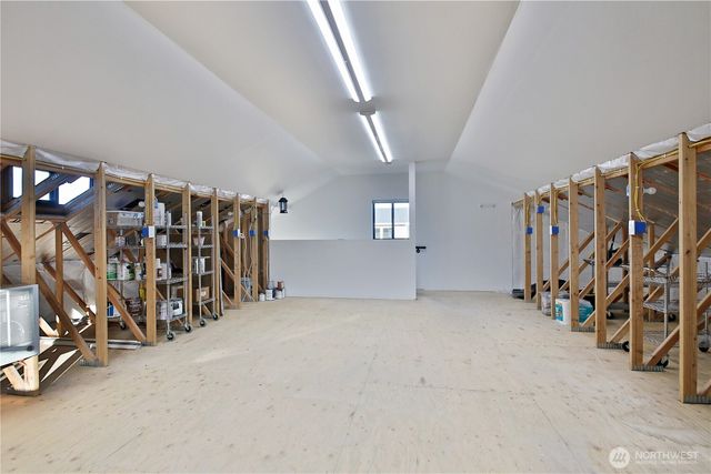 2805 N Bluff Road, Greenbank, WA 98253