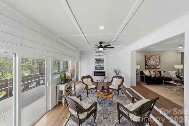 913 Kelly Road, Mount Holly, NC 28120