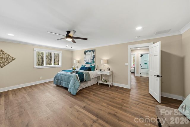 913 Kelly Road, Mount Holly, NC 28120